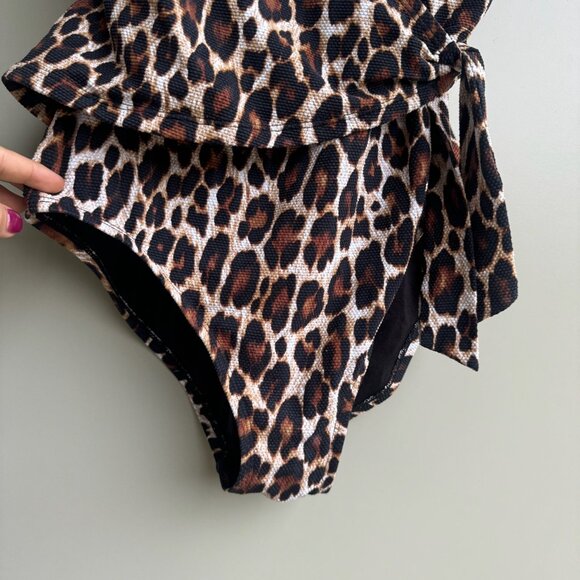 Tommy Bahama Cheetah Swimsuit - Picture 4 of 9